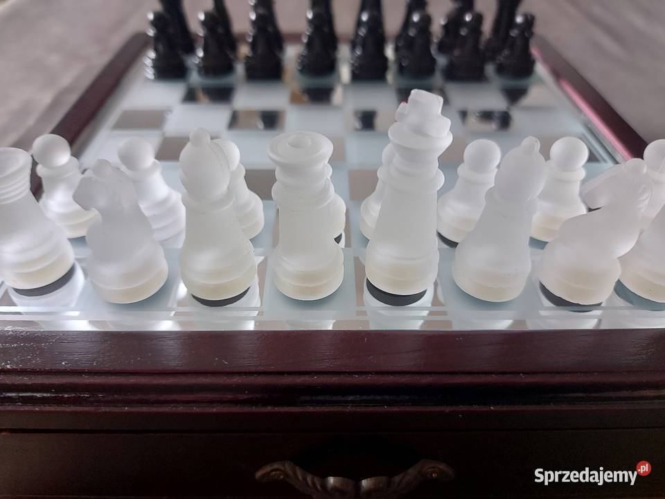 Unikatowe szklane szachy 21x21 Sosnowiec