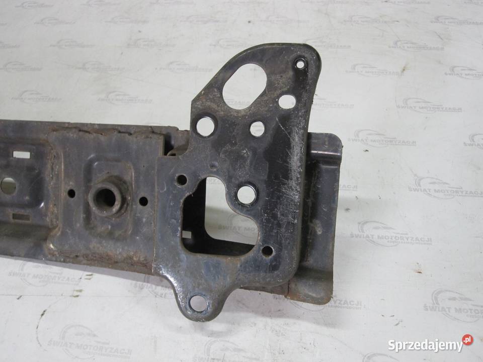 HYUNDAI i10 10r belka zderzaka przód