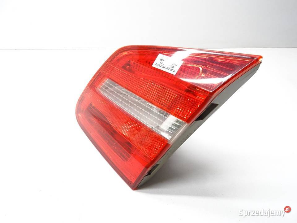 LAMPA PRAWY TYŁ TYLNA W KLAPĘ A2468200864 Lampy tylne sprzedam