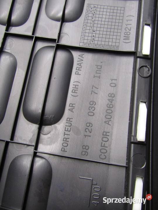 BOCZEK TAPICERKA DRZWI PRAWY TYŁ CITROEN C3 III