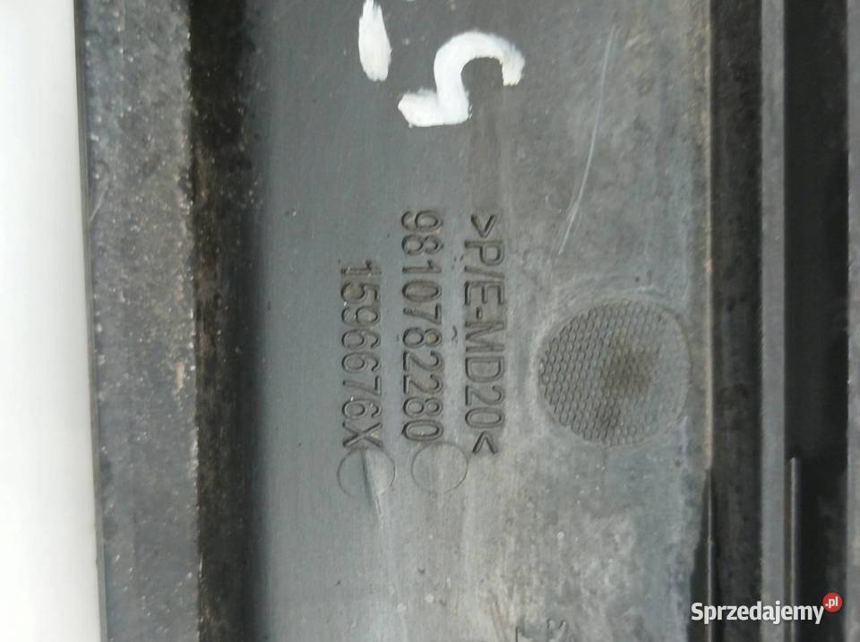 ŚLIZG ZDERZAKA TYŁ LEWY 9810782280 Toyota ProAce