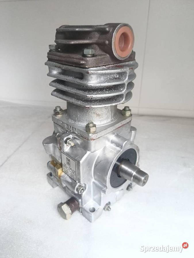 Sprężarka powietrza ursus c 360 3p perkins Nowa Silnik i osprzęt Rolnictwo Głowno