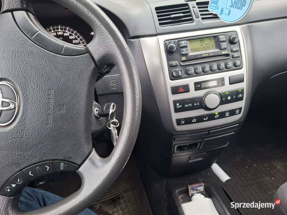 Toyota Avensis Verso 20 diesel 2005r Suwałki