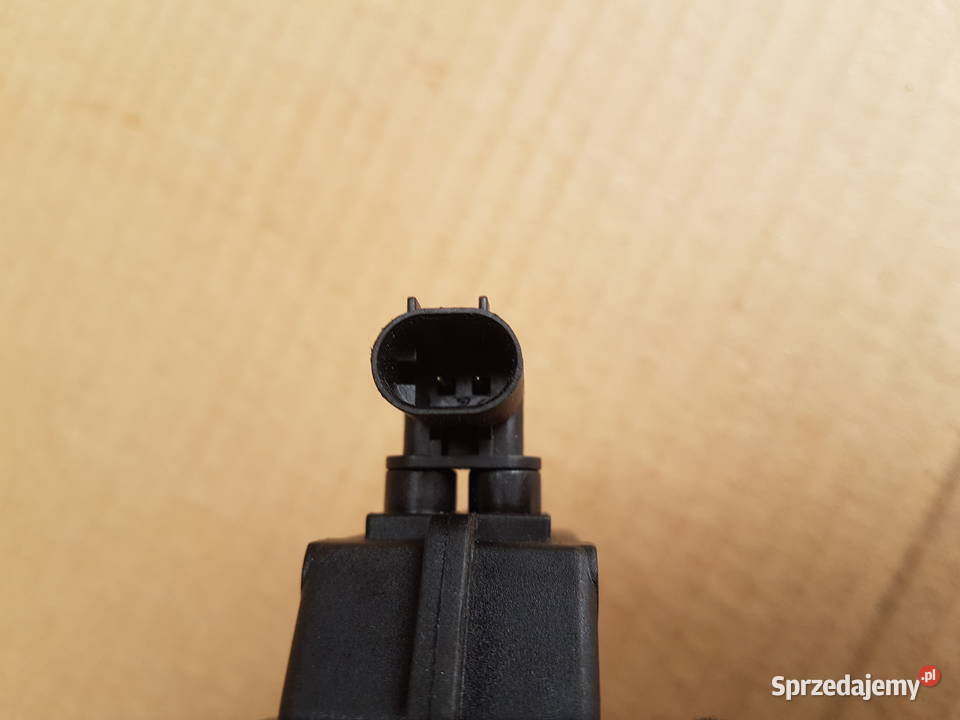 BMW 1 120 F20 f21 LIFT siłownik silniczek klapki Układ elektryczny Legnica