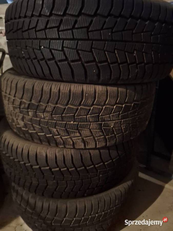 Opony zimowe Nowe Wintech 22555r17 Strawczynek