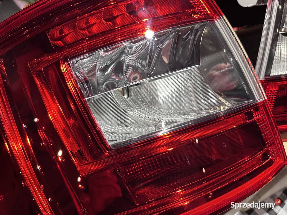 Lampy Tył Skoda Octavia Kombi 3komplet prawa śląskie Bielsko-Biała