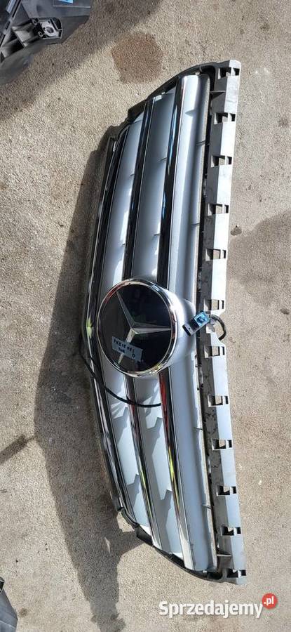 Sprzedam maskegrillampy klape Mercedes b klassa Motoryzacja Narol
