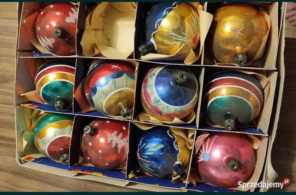 Bombki choinkowe z lat 70 brak jednej sztuki Porcelana i szkło Wieliczka
