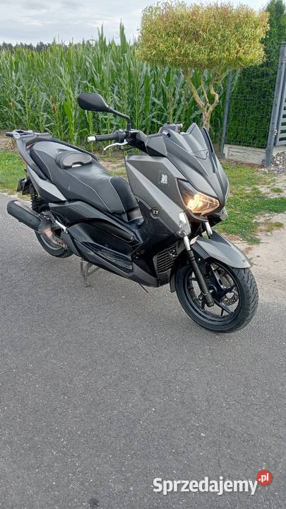 Yamaha X