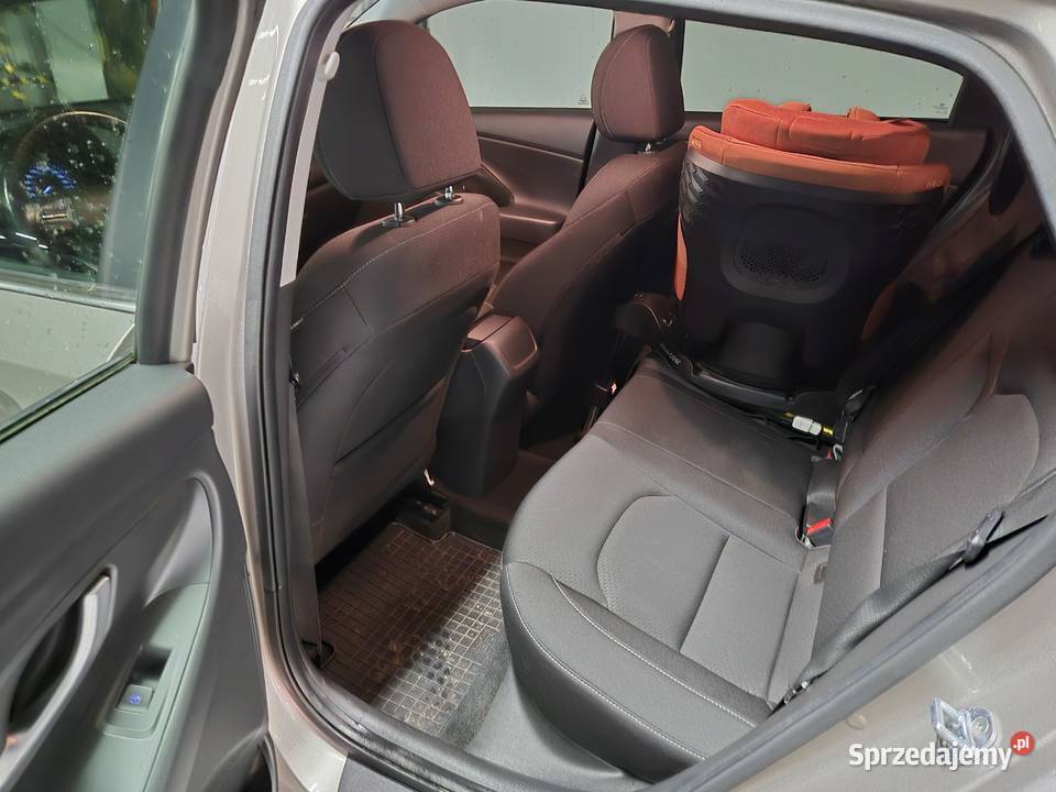 Hyundai i30 fastback 43 salon polska Poznań