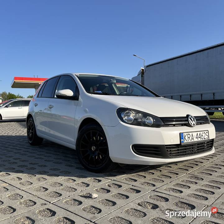 Volkswagen Golf VI biały Stan Rok produkcji 2012 Kraków