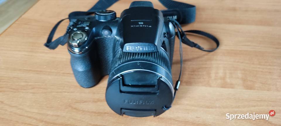 Aparat cyfrowy Fujifilm 30x zum
