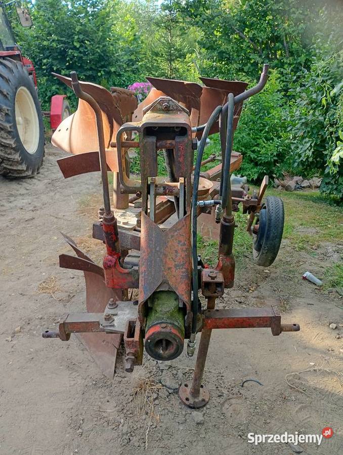 Pług 3 skibowy obrotowy Nysa