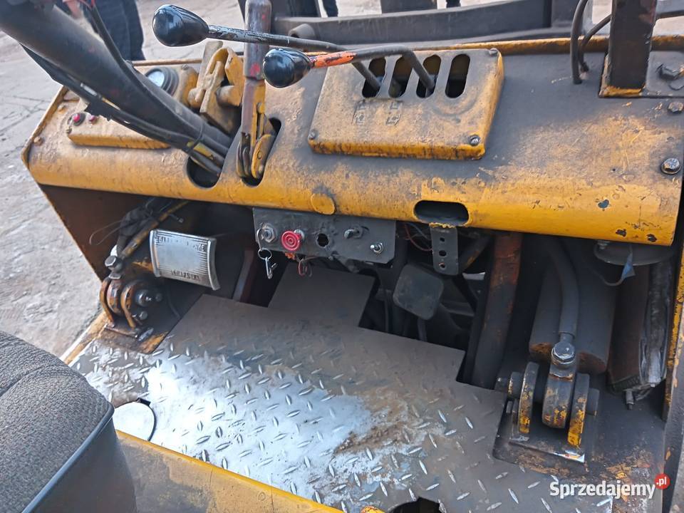 Wózek widłowy 35T Perkins podkarpackie Radomyśl nad Sanem sprzedam