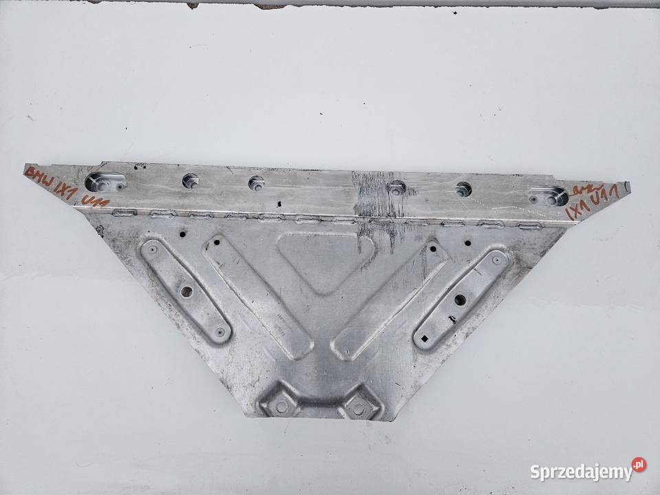 BMW IX1 X1 U11 ROZPÓRKA WZMOCNIENIE PODWOZIA Międzychód