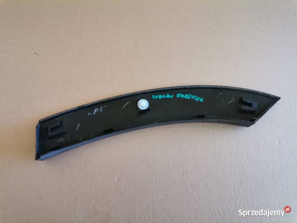 SUBARU FORESTER V 18 LISTWA BŁOTNIKA PRAWY TYŁ osobowe Bieleń