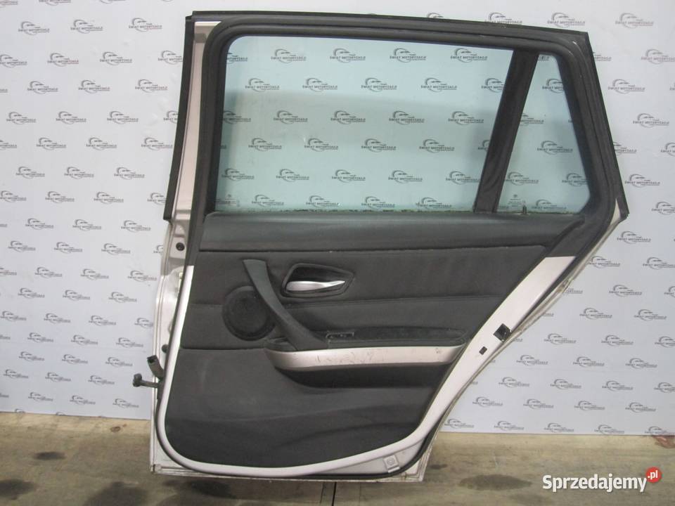 BMW E91 06r drzwi prawe tył sprzedam