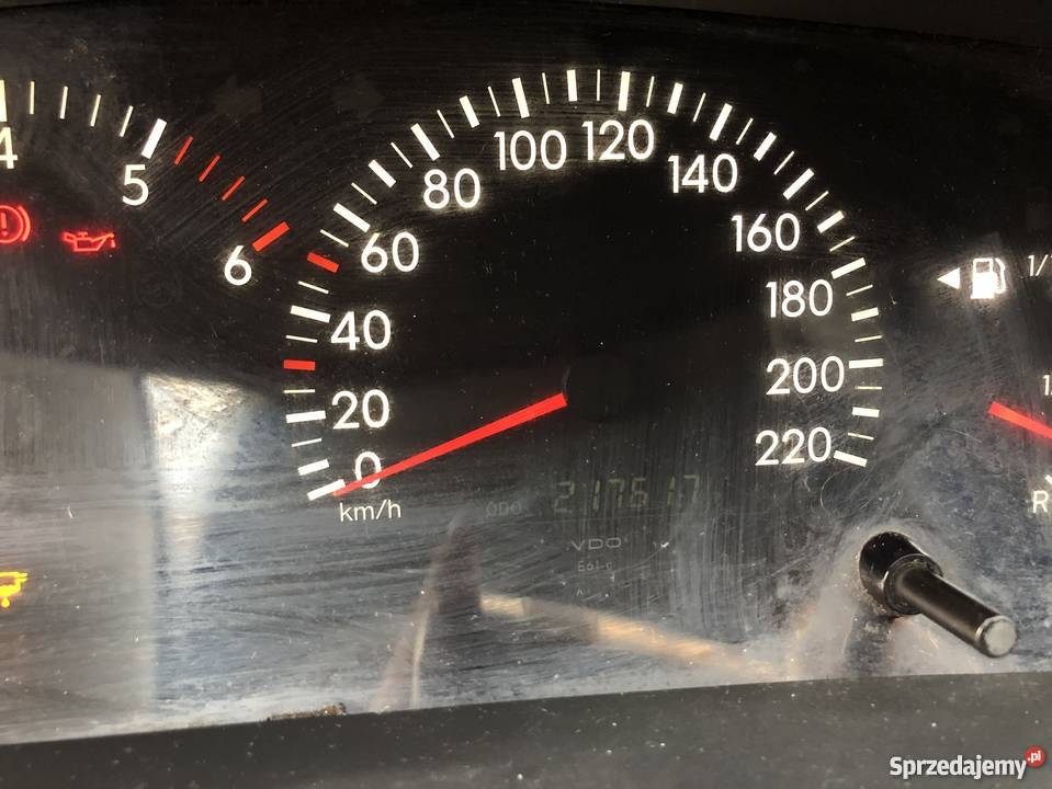 Toyota corolla 20 D4D 90 E12 hatchback klima elektryczne szyby małopolskie Gorlice