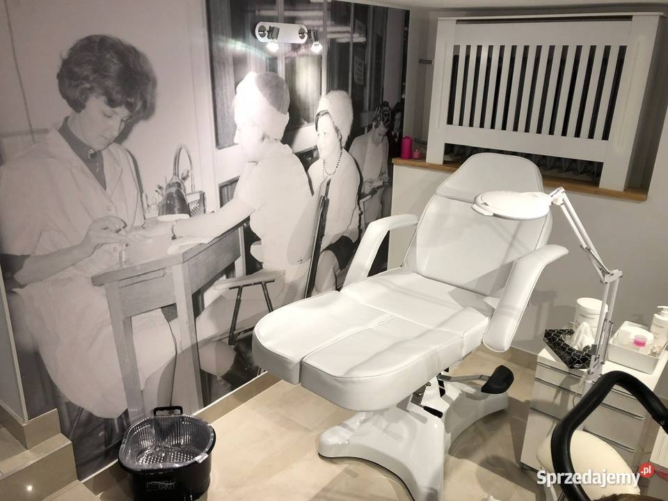 Odstąpię salon manicure pedicure samym metrze mazowieckie