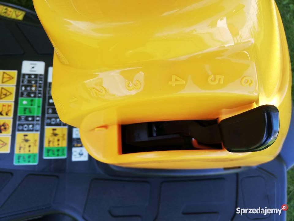 Nowa Kosiarka traktorek ogrodowy Cub Cadet LR1