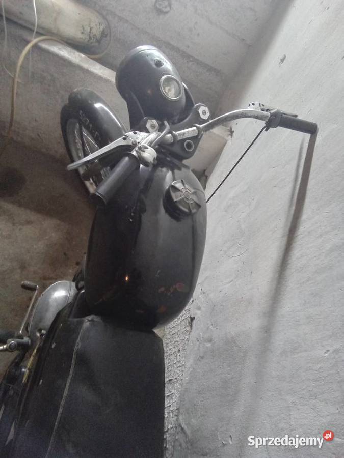 Sprzedam wsk komar uszkodzony