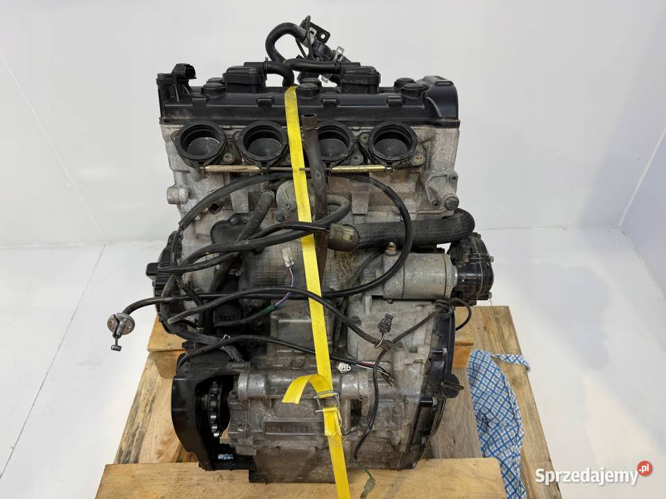 SILNIK KOMPLETNY Suzuki GSXR GSXR 750 K4 Motor