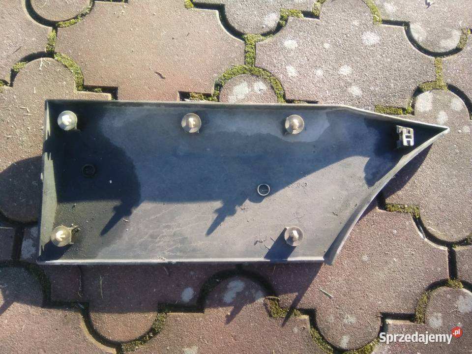 Listwa prawa przed kołem Sprinter W906 Cewice