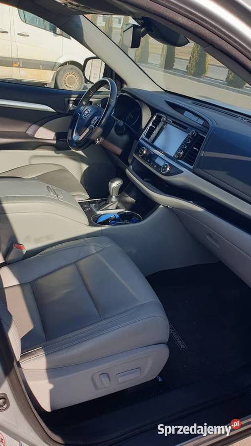 Toyota HIGHLANDER 295 35 2018r