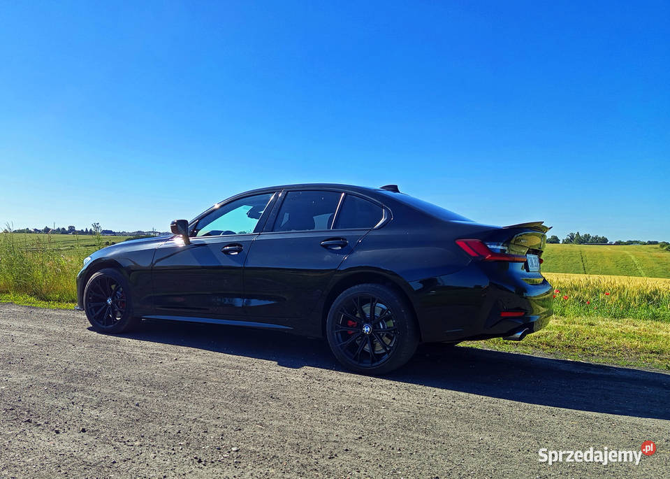 BMW Seria 3 330i xDrive Sport NISKI PRZEBIEG skórzana tapicerka