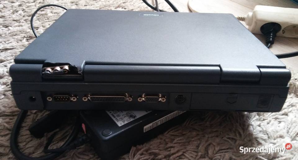 Stary Laptop Olivetti Echos P133C do naprawy na Dolsk