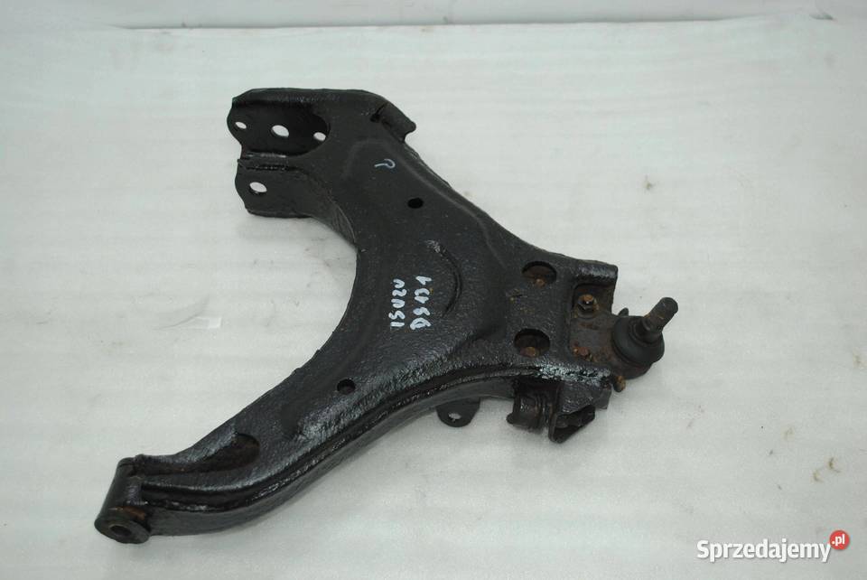 WAHACZ PRAWY PRZÓD ISUZU D 30 TD 06R sprzedam