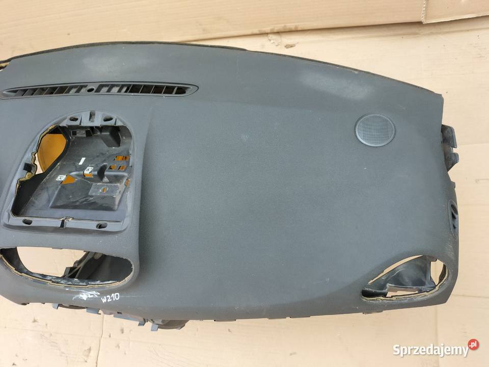 RENAULT CLIO 3 III DESKA ROZDZIELCZA KONSOLA Deski rozdzielcze, konsole Kamień-Kolonia sprzedam