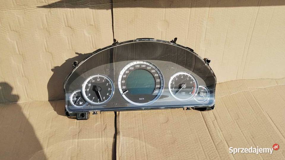 Licznik Zegary Mercedes W212 EKlasa Benzyna
