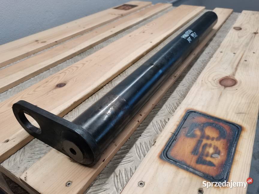 Sworzeń Manitou MT 932 Główny masztu Wilkowo