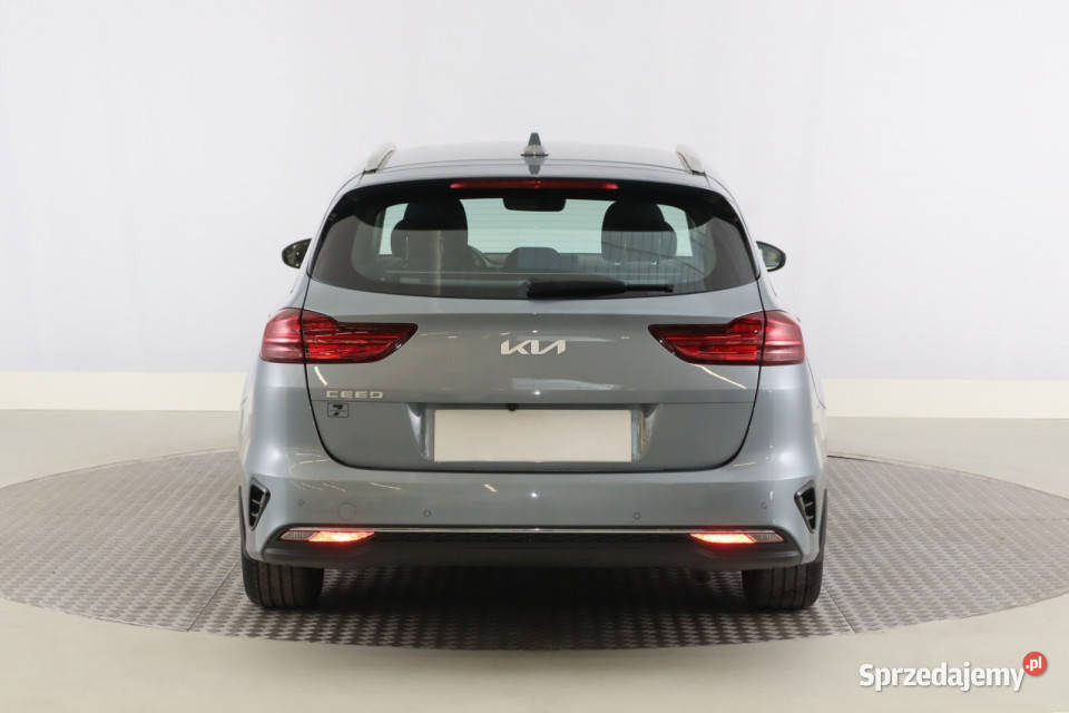 Kia Ceed 15 TGDI MHEV pełny VAT Piaseczno