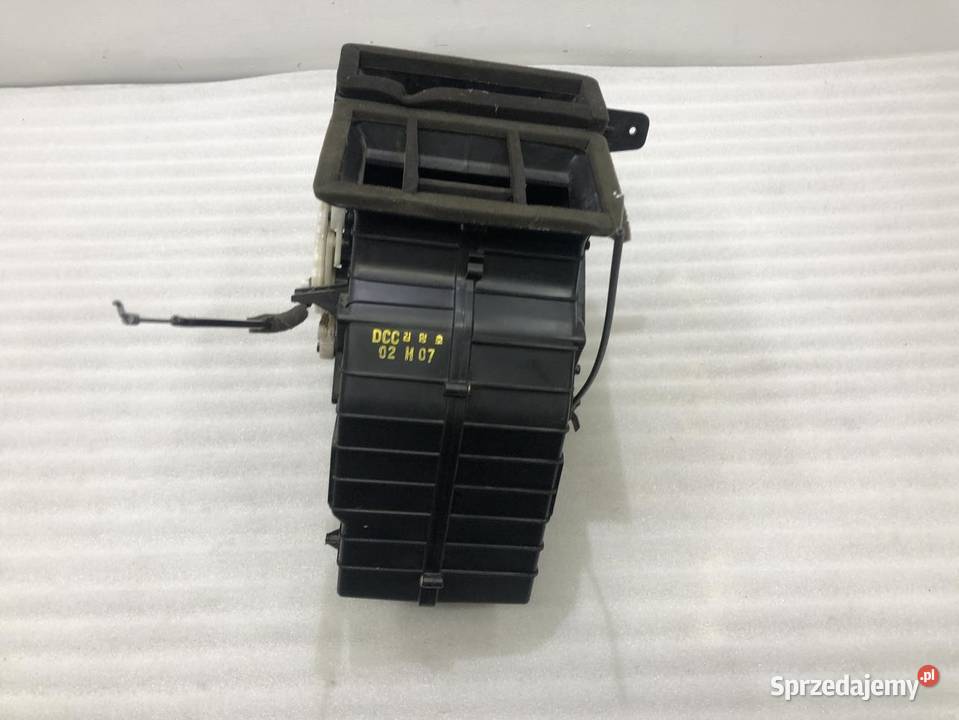 NAGRZEWNICA KOMPLETNA KIA RIO I 97100FD300 EU osobowe