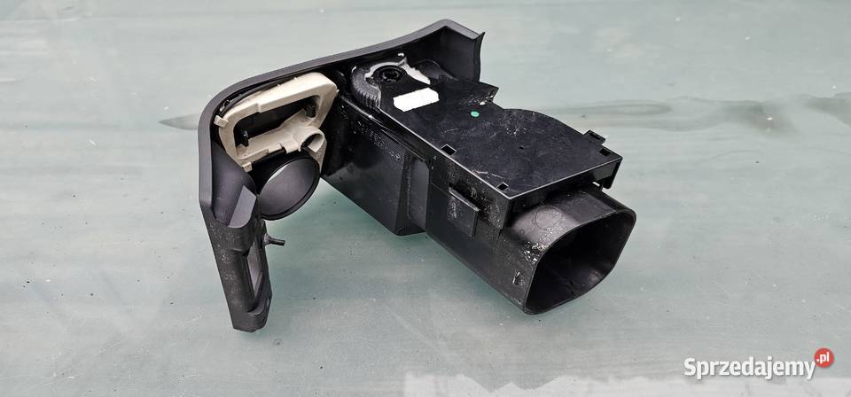 Kratka nawiewu lewy przód mercedes w210 lift Motoryzacja wielkopolskie Zbąszyń