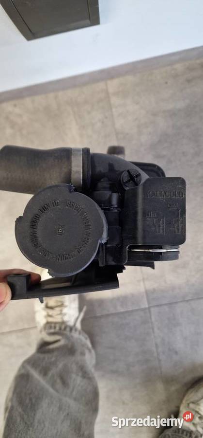 Zbiorniczek wyrównawczy BMW E46 sprzedam