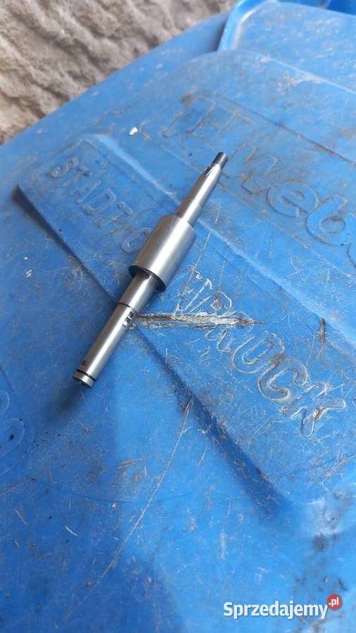 Junak M07 M10 Awo iskrownik ośka iskrownika Rożnowa sprzedam