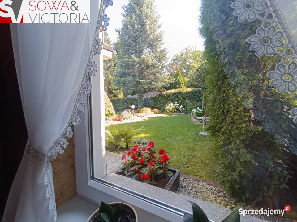 Dom w willowej części Świebodzic garaż Świebodzice