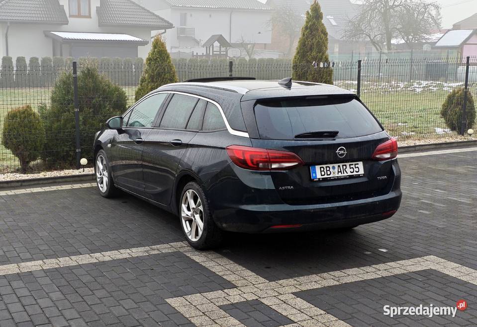 Opel Astra Sports Tourer 14 Turbo benzyna PEŁNE