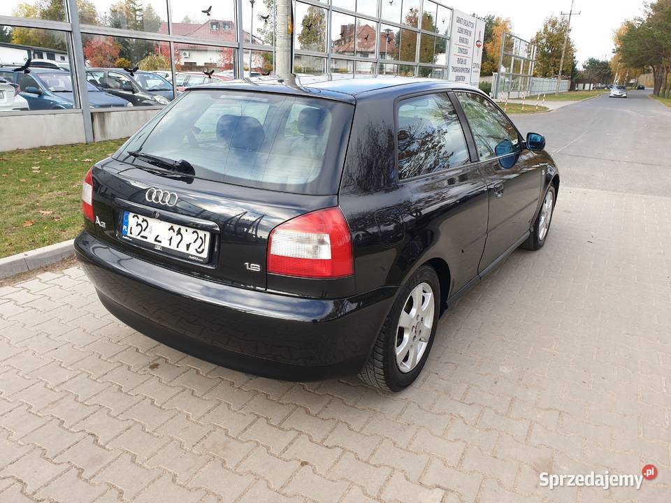 Audi A3 16 BenzynaLPG 1999 Wspomaganie Klima 2/3 Poznań