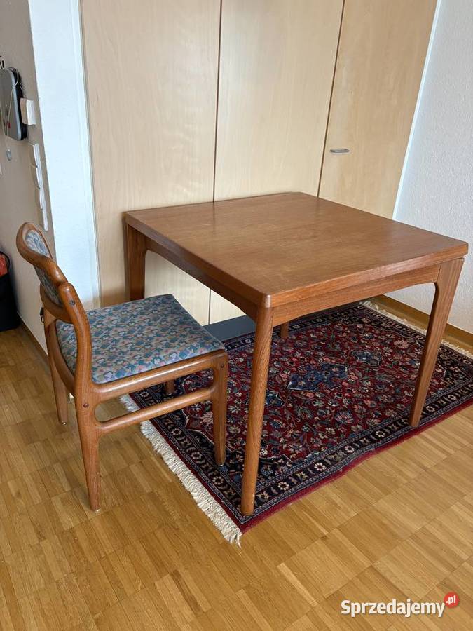 HENNING KJRNULF Vejle Stole Mbelfabrik Stół Gdańsk