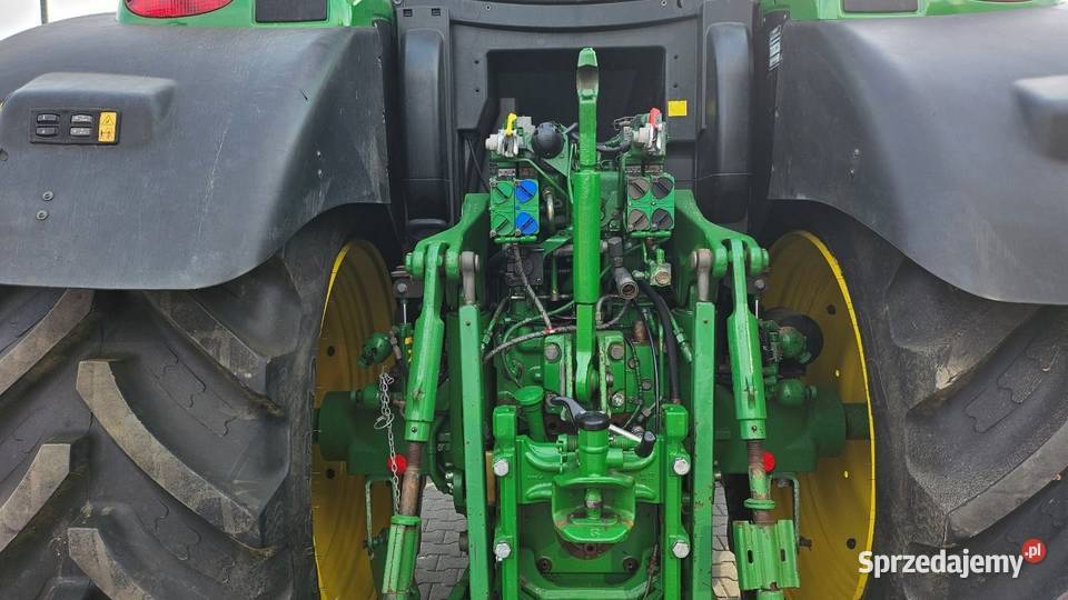 Ciągnik rolniczy John Deere 6215R lubelskie Jatutów