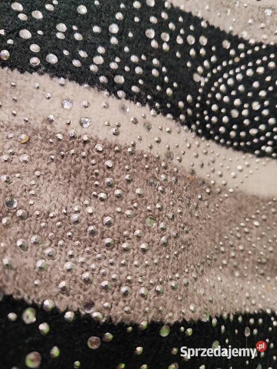 Mięciutki długi i rozciągliwy golf z pomponami i Moda i Styl Piaseczno