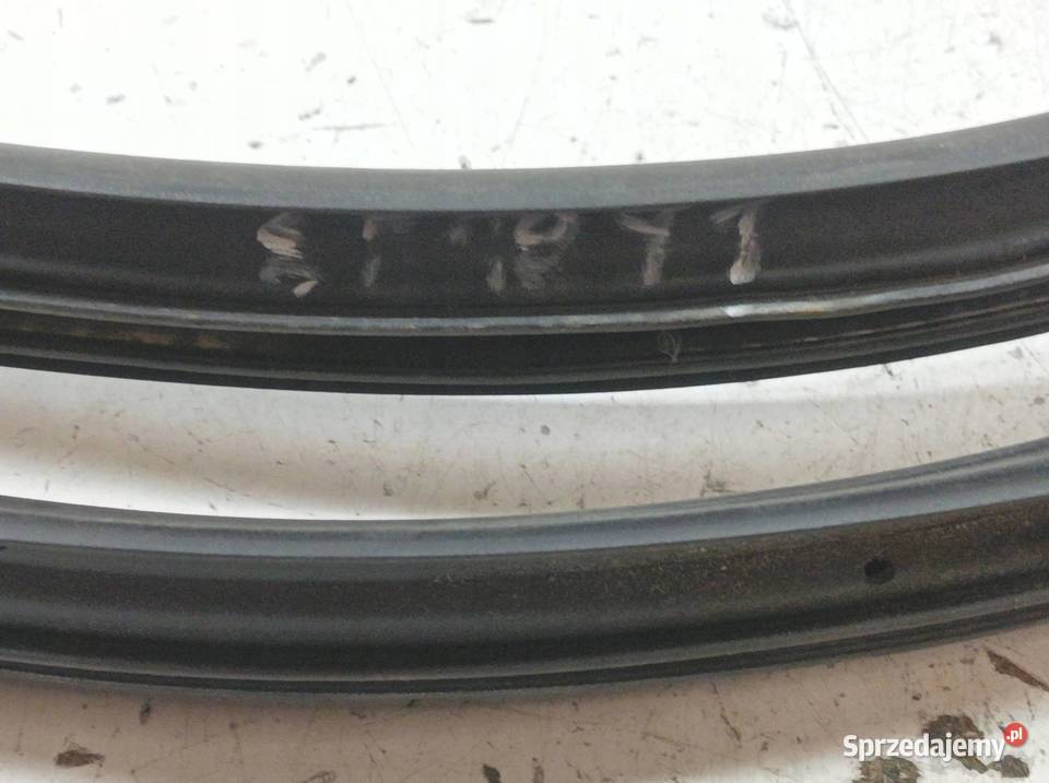 USZCZELKA DRZWI LEWY PRAWY PRZÓD KPL KAROSERYJNA świętokrzyskie