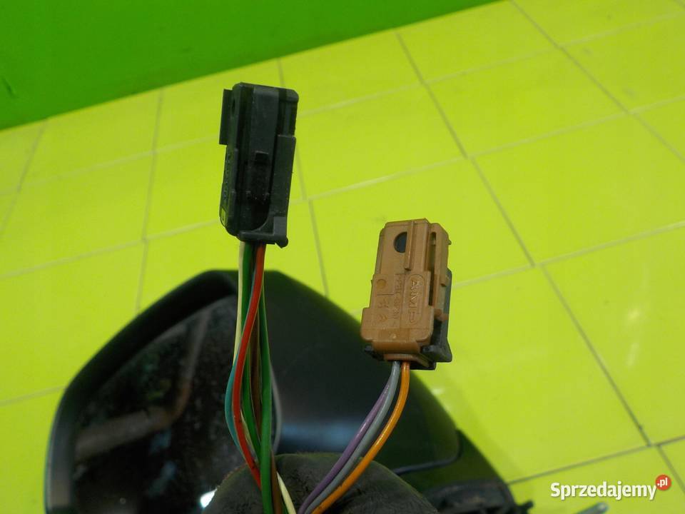 PEUGEOT 5008 I 20 HDI 10r 5D lusterko lewe Suków