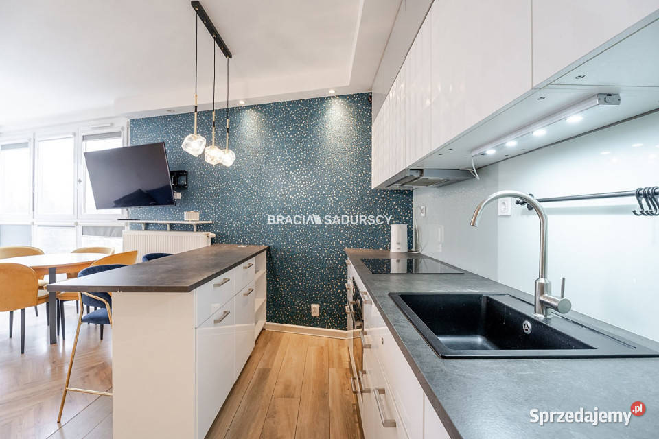 Sprzedaż mieszkania 5317m2 3 pokoje Kraków małopolskie sprzedam