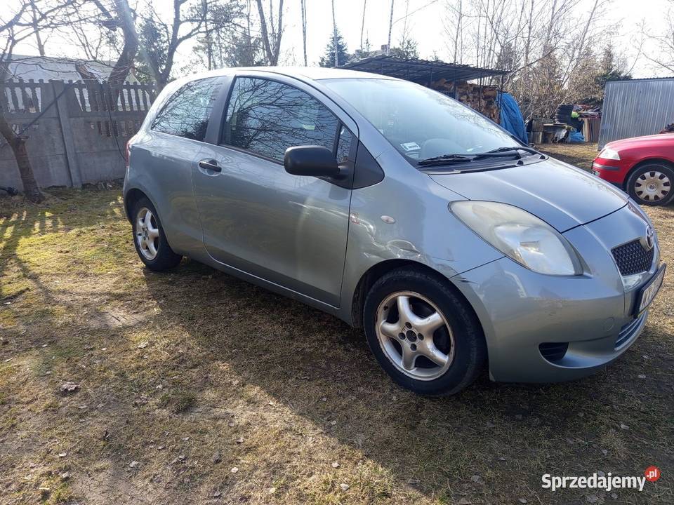 Toyota Yaris 13 benzyna 2007r Stary Łajszczew sprzedam