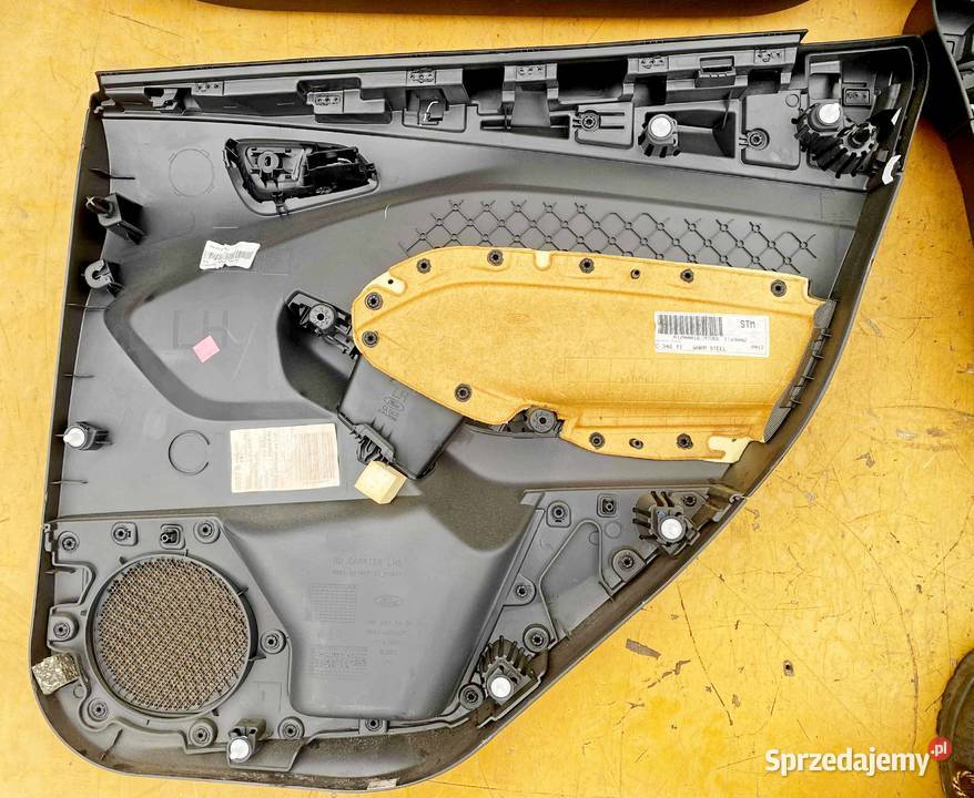 FORD FOCUS MK3 BOCZKI DRZWI TAPICERKI BM51A23942 Radom sprzedam